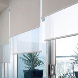 cortinas-enrollable-blackout-screen
